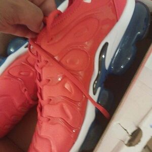 Size 11 Nike Air Vapor Max Plus Sneakers